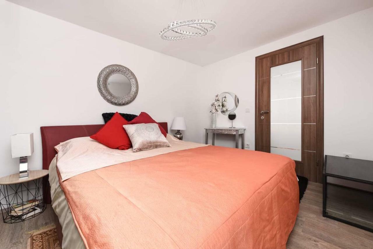 Apartamento Dana Zadar Exterior foto